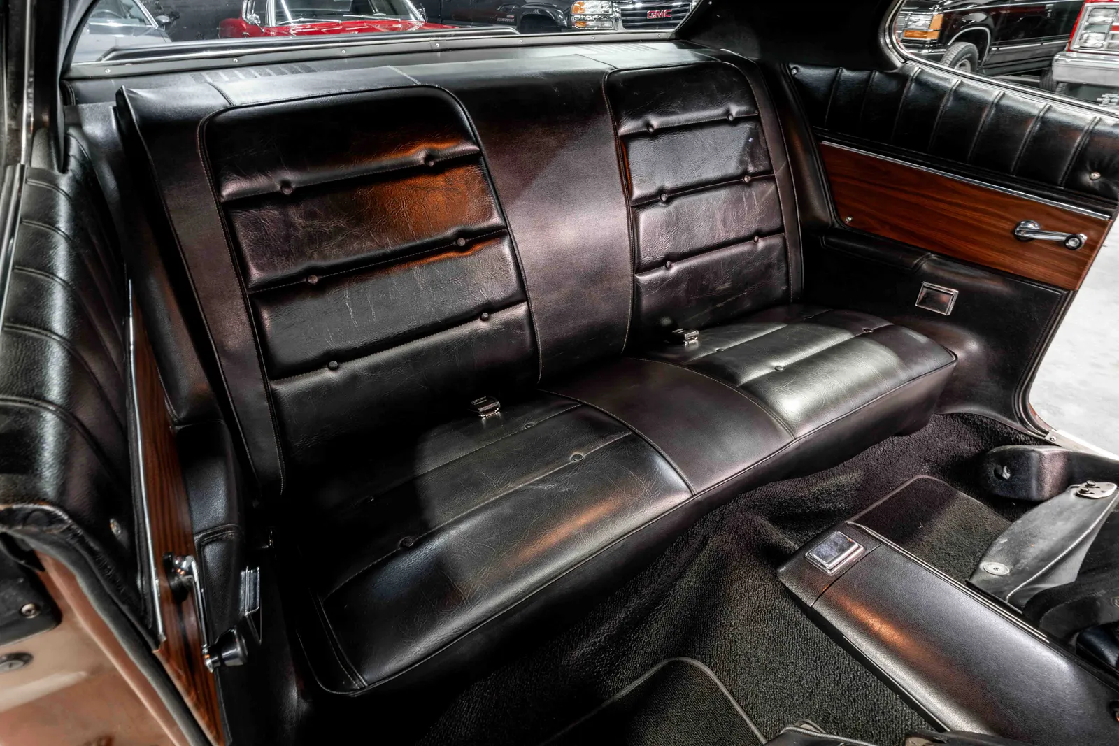 1973-Plymouth-Cuda-Autumn Bronze Metallic-WH23H3A171040-50.jpg